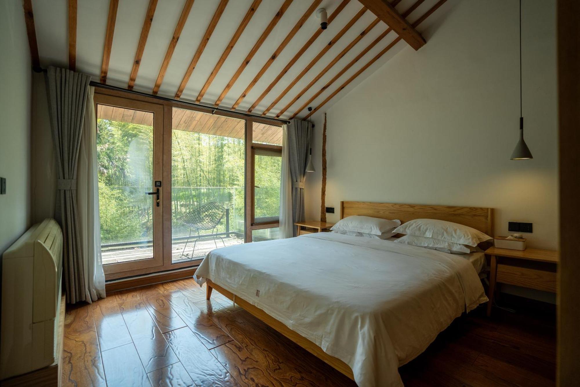 July Bamboo Hostel Deqing Екстериор снимка