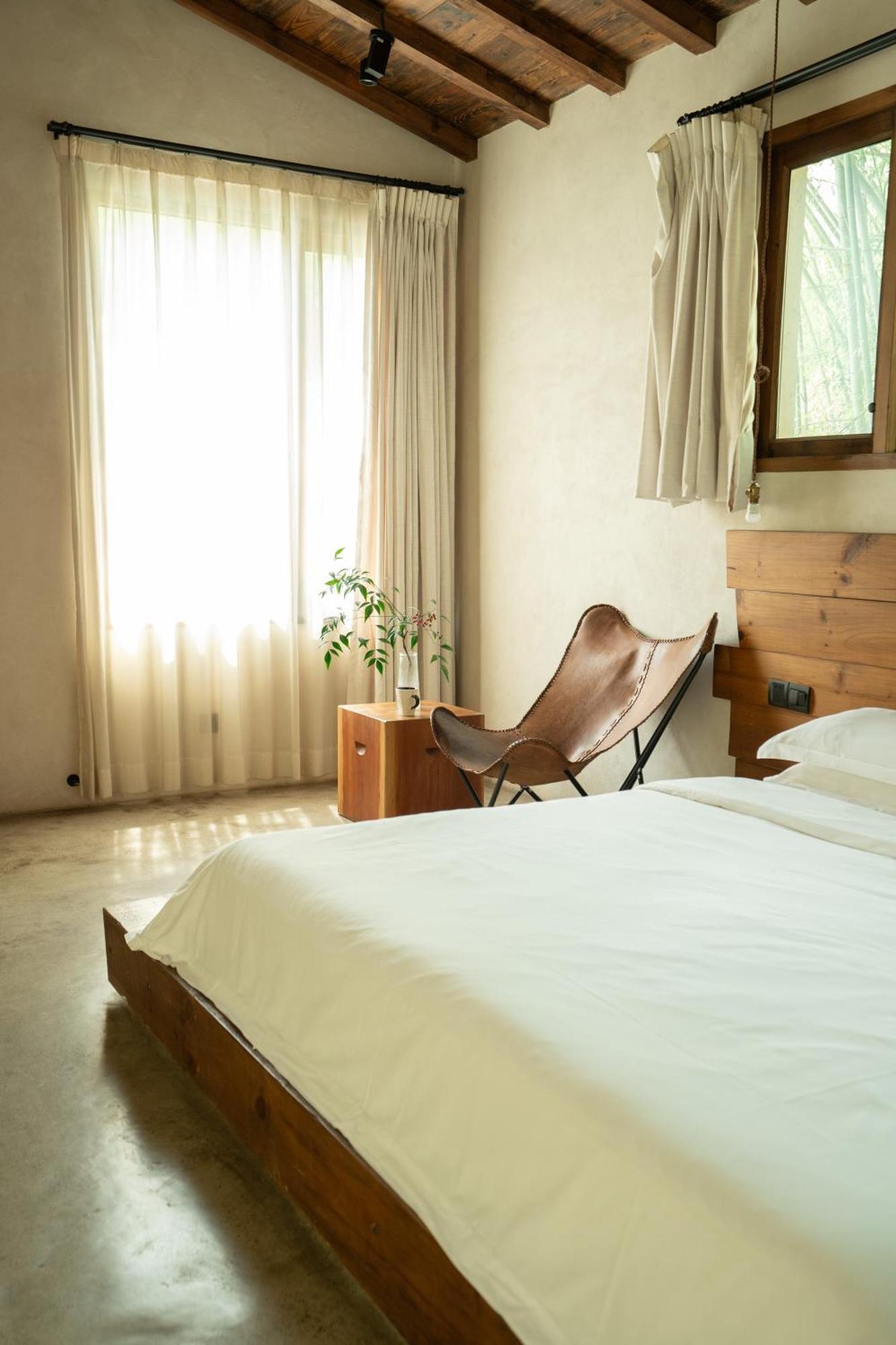 July Bamboo Hostel Deqing Екстериор снимка