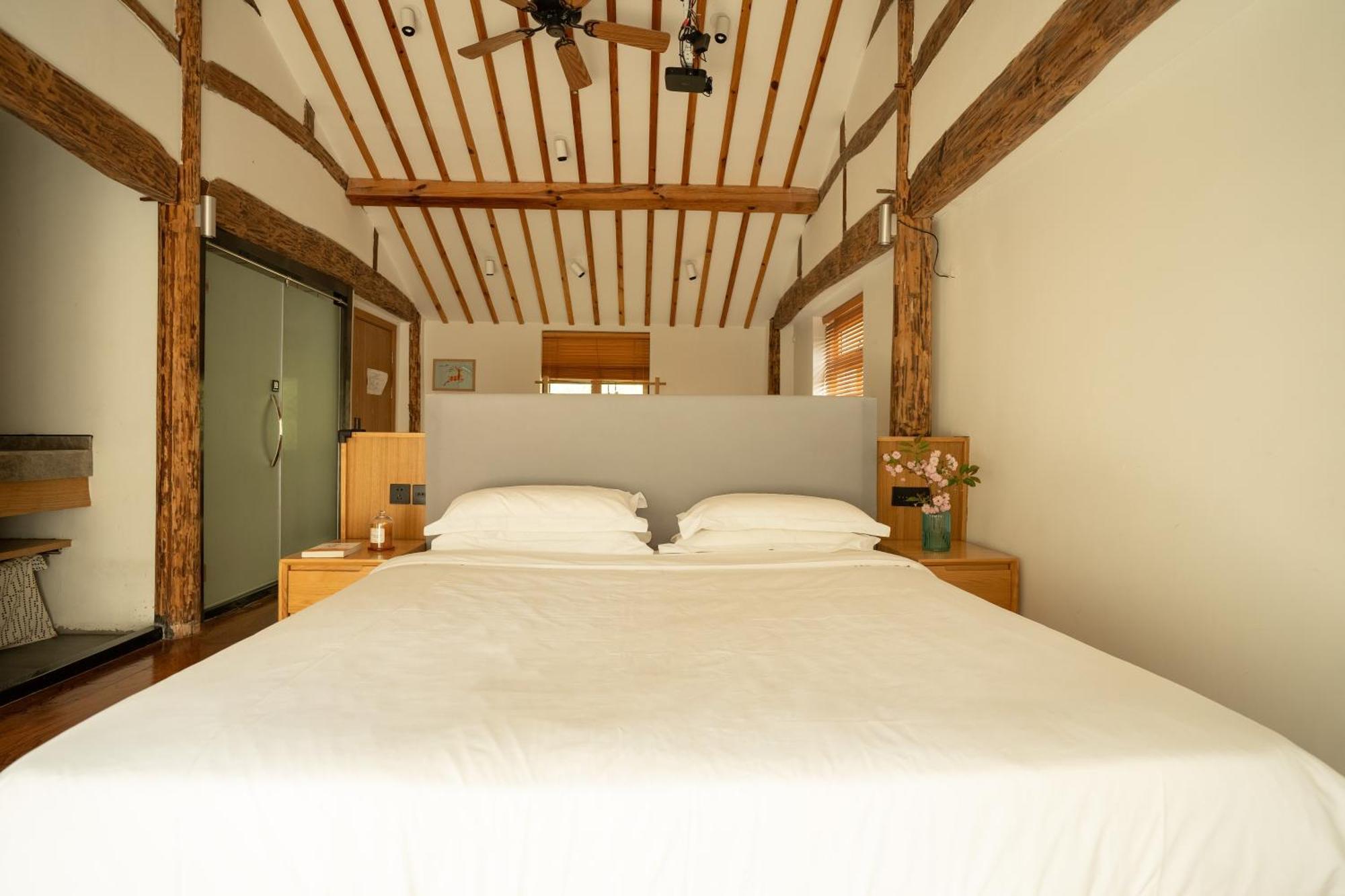 July Bamboo Hostel Deqing Екстериор снимка